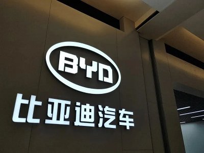 (gu)늄(dng)܇(ch)ǰ(hu)ɆT˹Ψһ(zhn)Ǳȁ